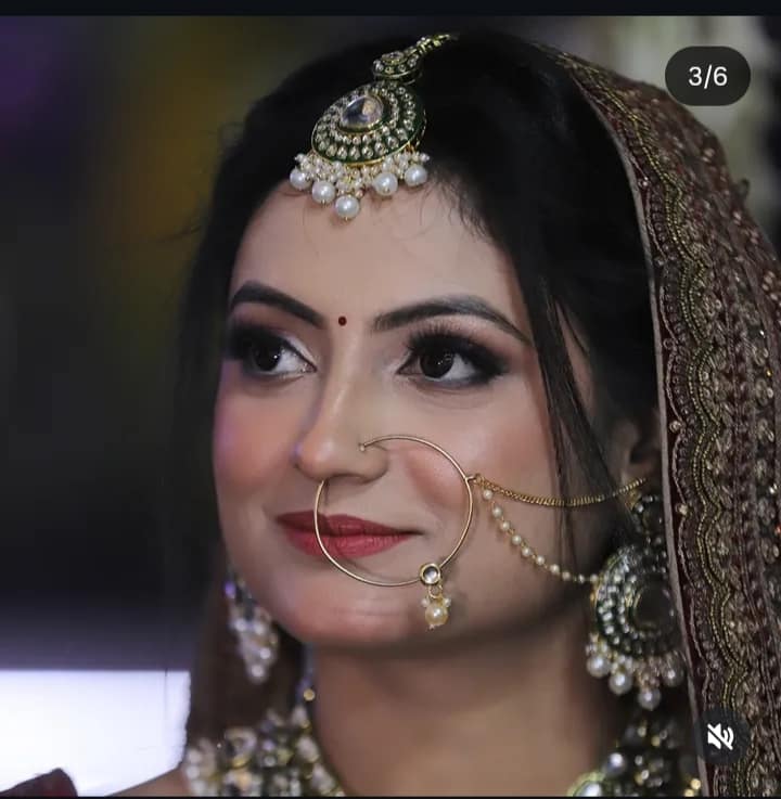 Desire Look bridal makeup gallery image 5