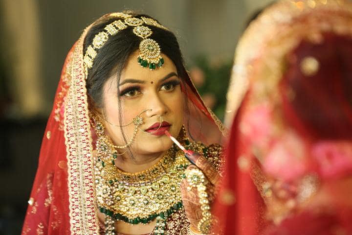 Desire Look bridal makeup gallery image 7